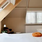 Hotel Moeke Mooren 4*