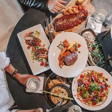 Hotel Moeke Mooren 4*