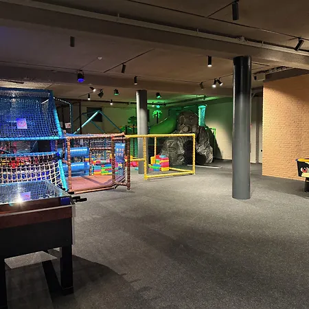 Moeke Mooren Hotel 4*