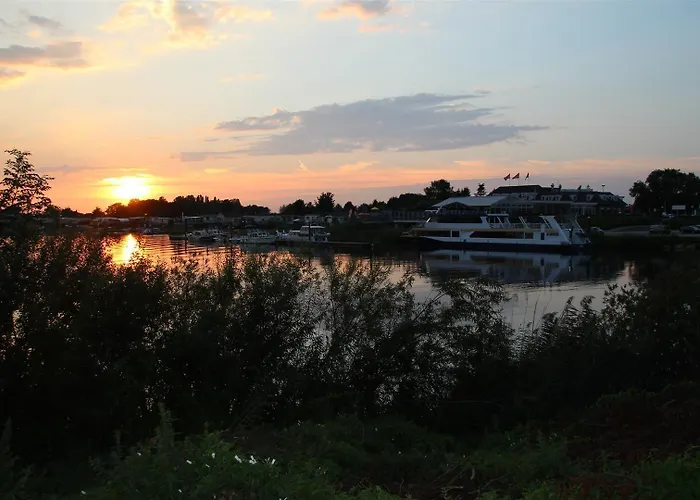 Moeke Mooren Hotel 4*