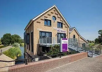 Moeke Mooren Otel 4*
